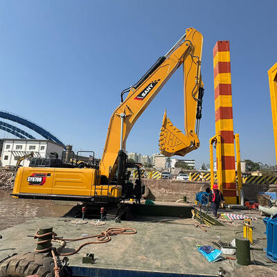 PC200 Long Reach Boom Excavator with Standard Bucket